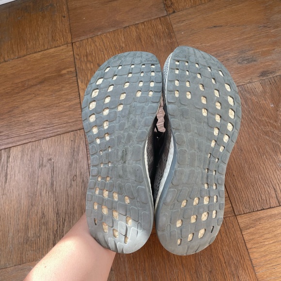 Adidas Pure Boost running shoes🤍 - Picture 5 of 5